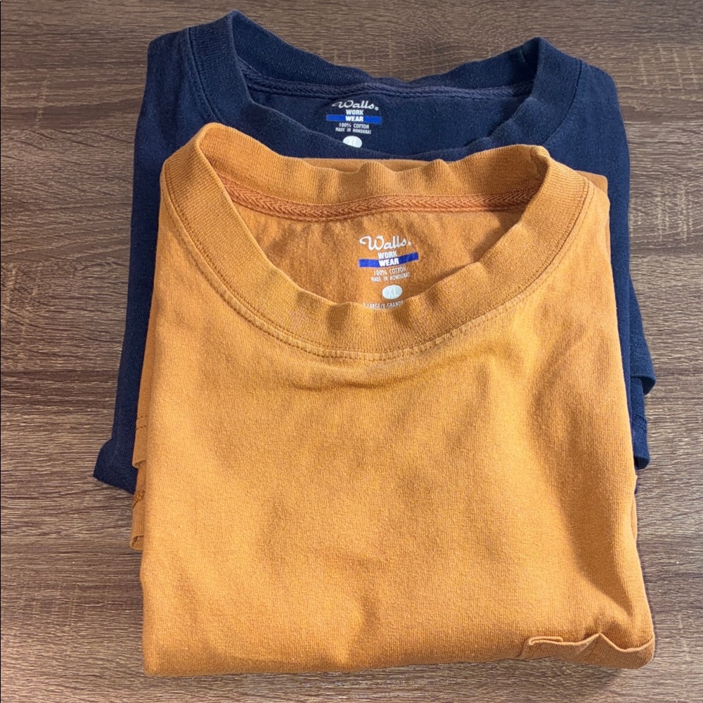 Bundle of 2 Walls Used Workwear Men’s  Sleeveless Tee Shirt XL Blue & Orange